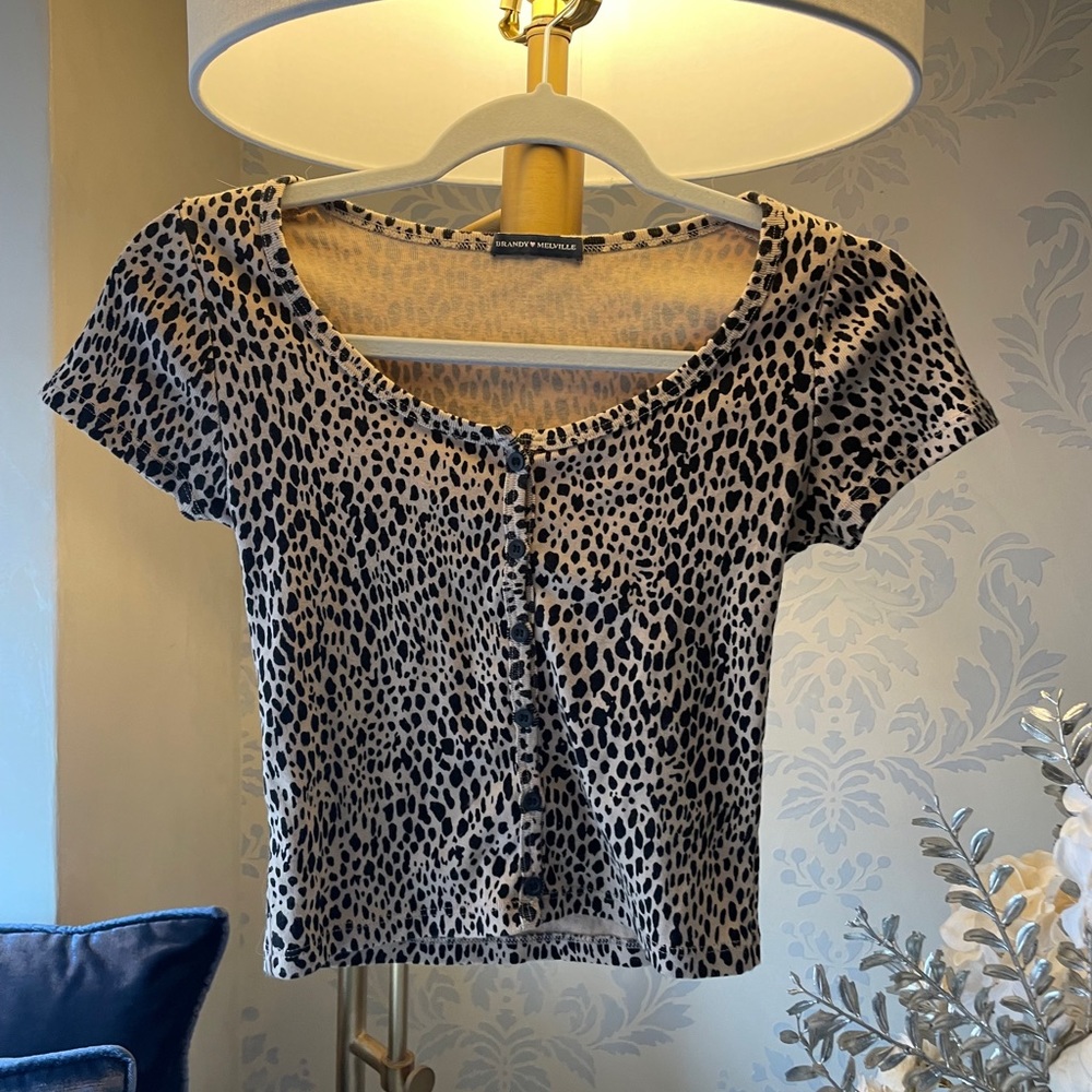Brandy Melville leopard babydoll tee